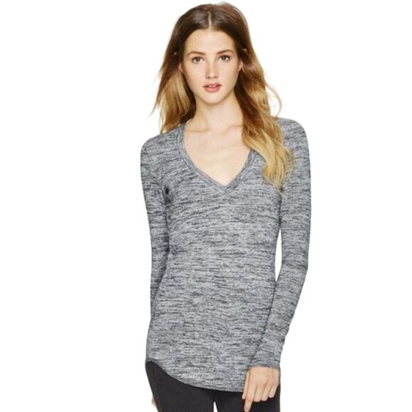 Aritzia Wilfred Free Luma Cut Out Top - Picture 1 of 6